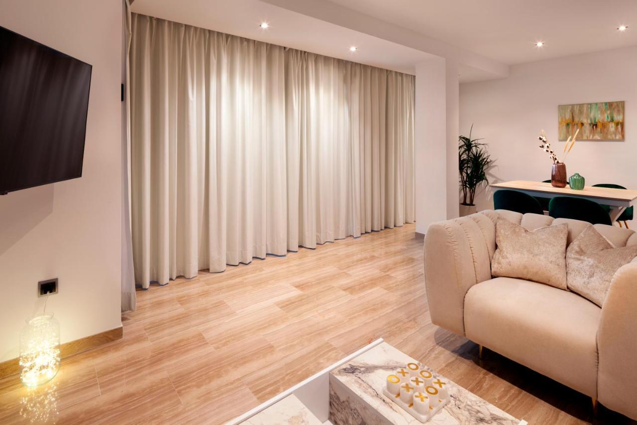 Inmalaga Uncibay Square 2 Apartment Exterior photo